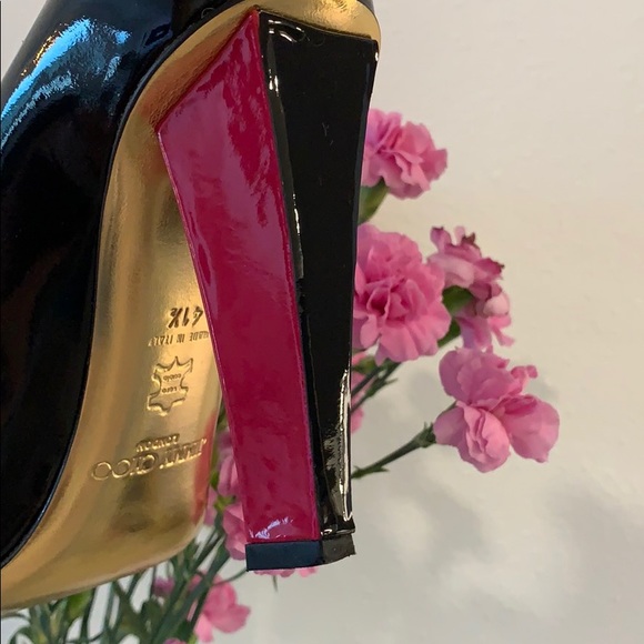 Jimmy Choo Shoes - Picture 9 of 16